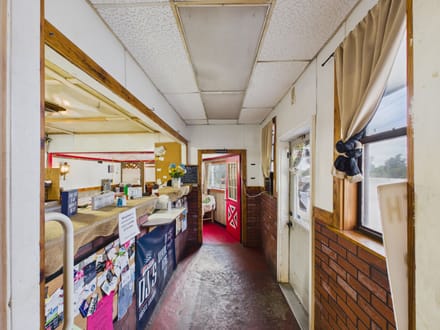 Iconic DJ's Diner, 7650 Heber Springs Road N, Drasco, AR 72530