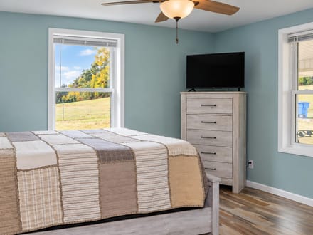 Barney Creek Retreat