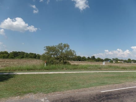 TBD I35 Sanger 10+ ac