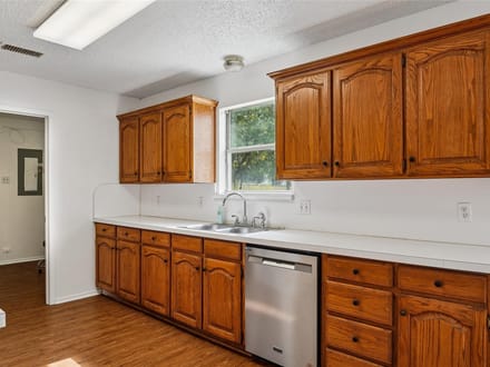 13384 Pruett Rd Krum