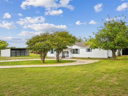 13384 Pruett Rd Krum