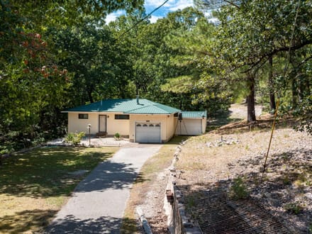 23 Skyline Drive Afton, OK 74331