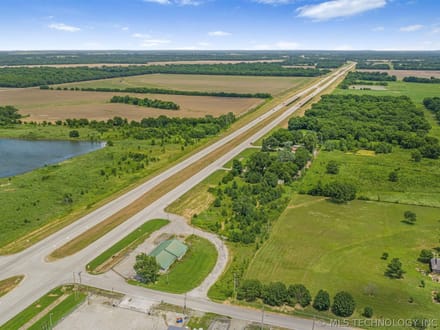 132 E State Hwy 51 Coweta, OK 74429