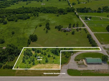132 E State Hwy 51 Coweta, OK 74429