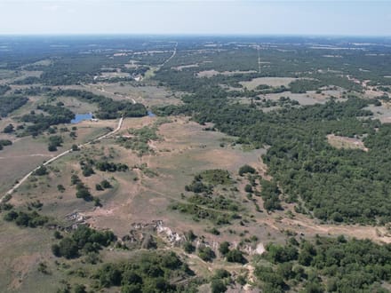 Holden Ranch — 433.78 Acres, Highway 199