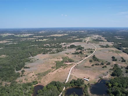 Holden Ranch — 433.78 Acres, Highway 199