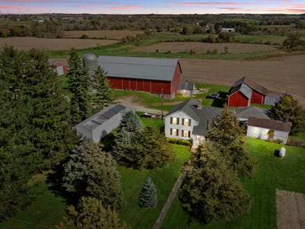 N5050 Brown Rd, Iron Ridge 