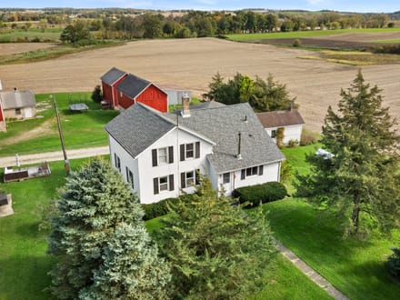 N5050 Brown Rd, Iron Ridge 