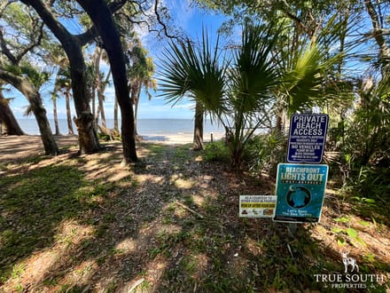 Coffin Point Plantation Lot w/ Private Beach Access