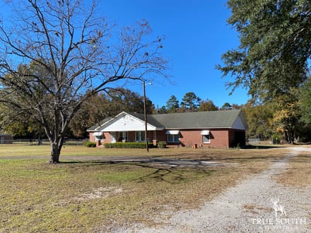 Hampton Small Farm w/ House, Land & Pond