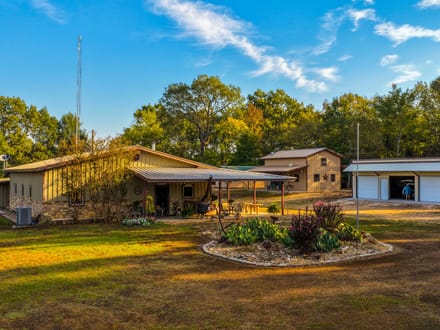 Heritage Oaks Ranch - 103 Acres Premier Deer and Duck Hunting Lamar County 
