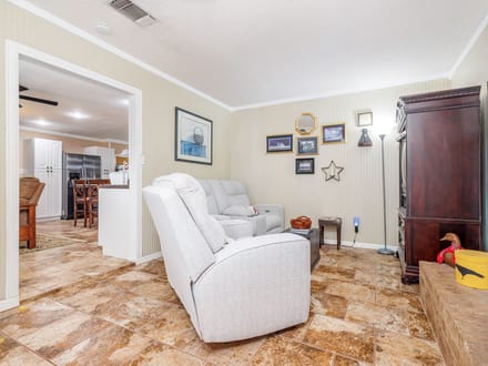 1201 N. 10th Street, Ballinger