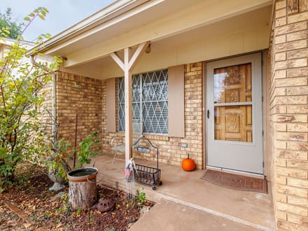 1201 N. 10th Street, Ballinger