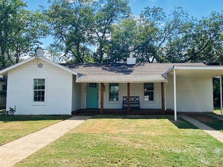 304 Hollywood, Coleman
