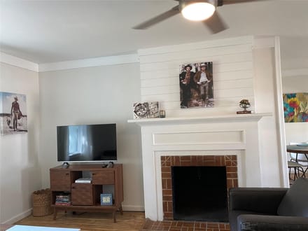 304 Hollywood, Coleman