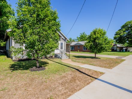 1720 S Commercial Ave