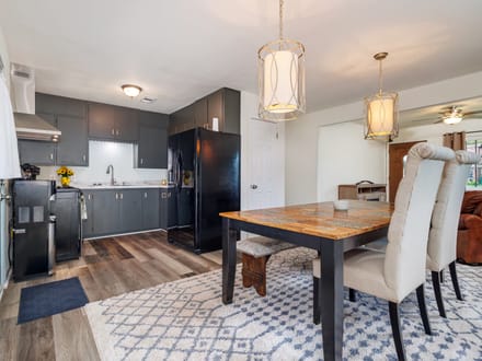515 W Walnut, Coleman