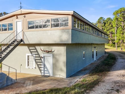 The Ellis Road 265