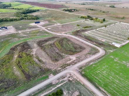 4.84 Acre Lot in Hidden Hills Estate in Barton County, Ks 