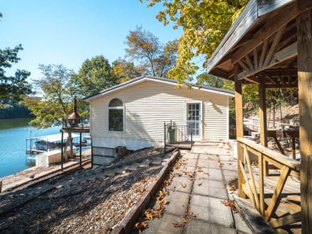 26072 Indian Creek Ln. Barnette, MO
