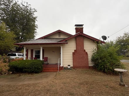 827 S. 14th St., Chickasha, Ok 73018