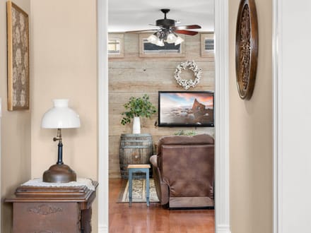 326 W Colorado St, La Grange