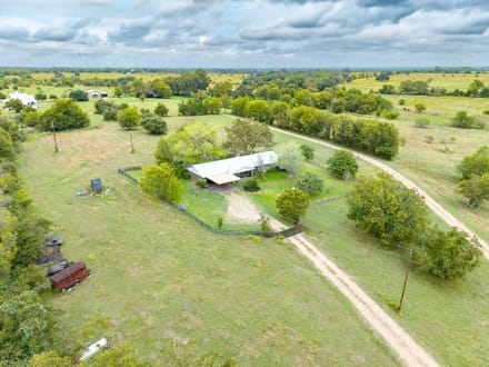 1727 FM 2503, Fayetteville 