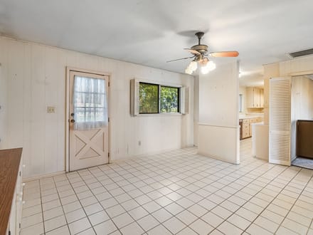 407 E Anderson St, Schulenburg