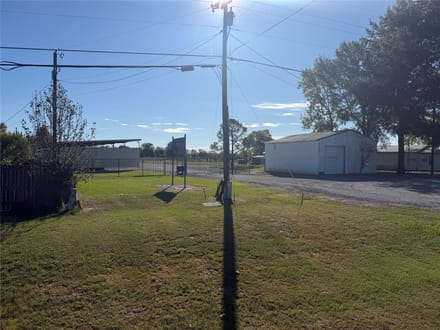 1050 FM 273, Bonham, TX 75418