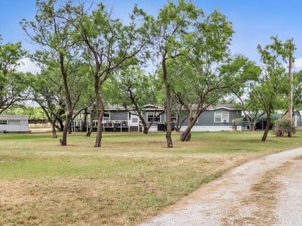  SHADY MESQUITE RANCH - 20 ACRES +/-  MORAN TX HWY 6