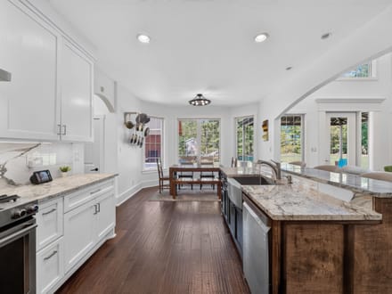 152 Fox Glen, 2 Homes, Endless ossibilities