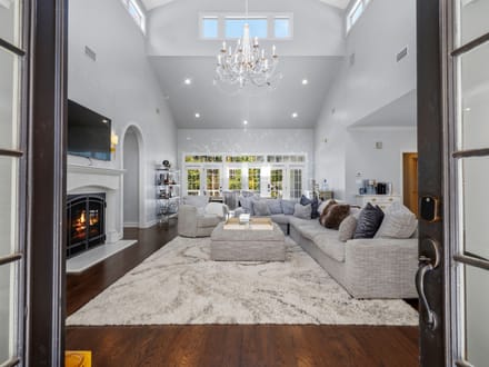 7718 & 7720 Flintridge Rd | Little Rock, AR | 7.6 Acres, 2 Homes, Pool & Gated Estate