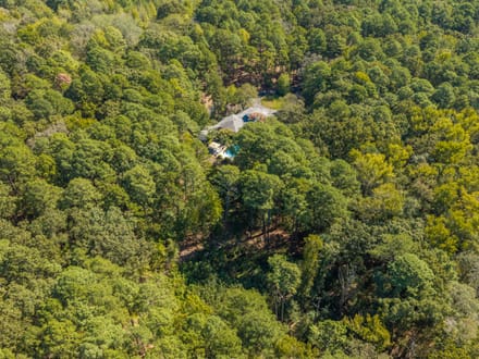 7718 & 7720 Flintridge Rd | Little Rock, AR | 7.6 Acres, 2 Homes, Pool & Gated Estate