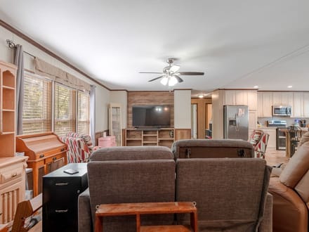 151 Westlake | Westwood Shores