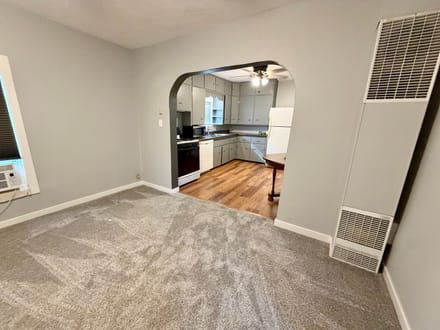 1212 W 5th ST Crofton NE
