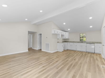 Newly remodeled Cozahome 7
