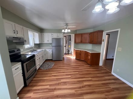 Charming 3 BR in Arthur, IL