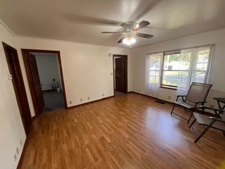 Charming 3 BR in Arthur, IL