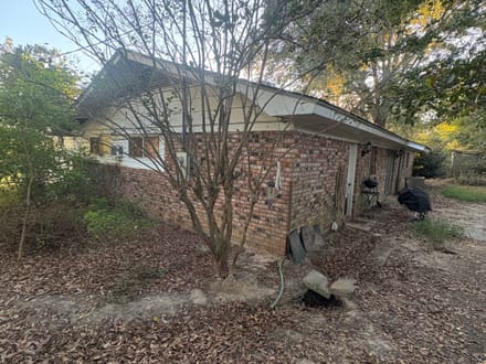 105 Hulon St