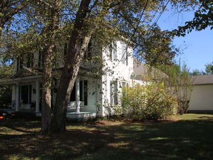 105 Race St