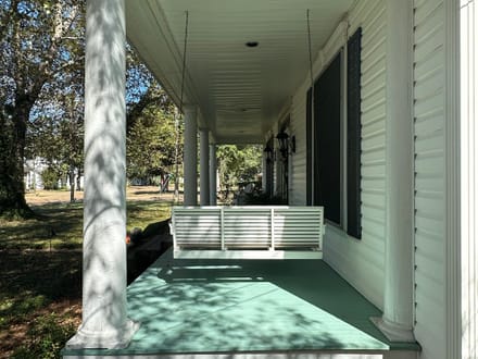 105 Race St