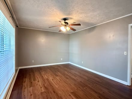 311 Walnut Rd
