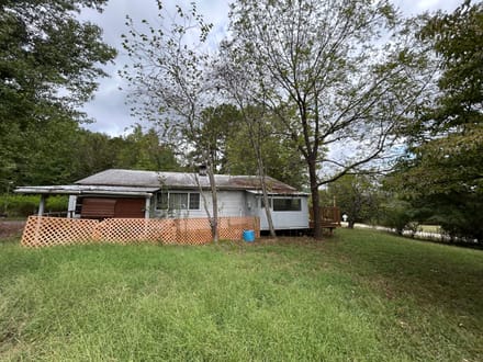 5918 Hwy 8 E
