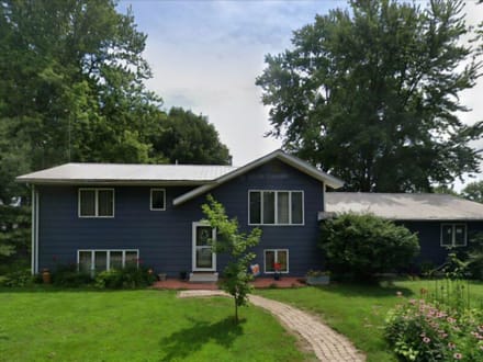 Three-Bedroom / Two-Bathroom Home Astoria, IL