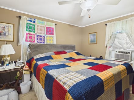 6473 Towpath Road