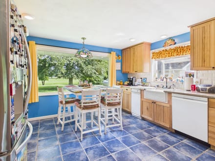 6473 Towpath Road