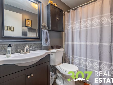 256 Windy Run, Greybull WY