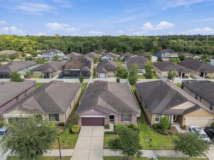     Beautifully Upgraded Home in Riverview’s Gated Magnolia Park