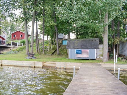 Lake Front Property Hillsdale County MI