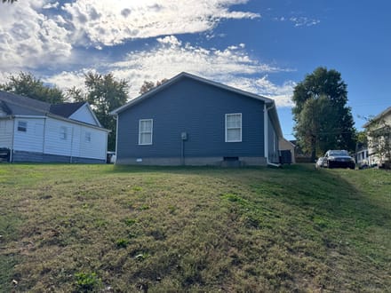 715 Vine St. 